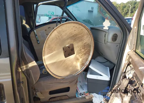 2001 Chevrolet Astro Ls from USA, damaged, VIN 1GNEL19W71B143809